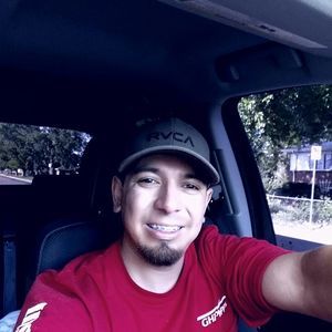 Meet your Posher, Hector ivan